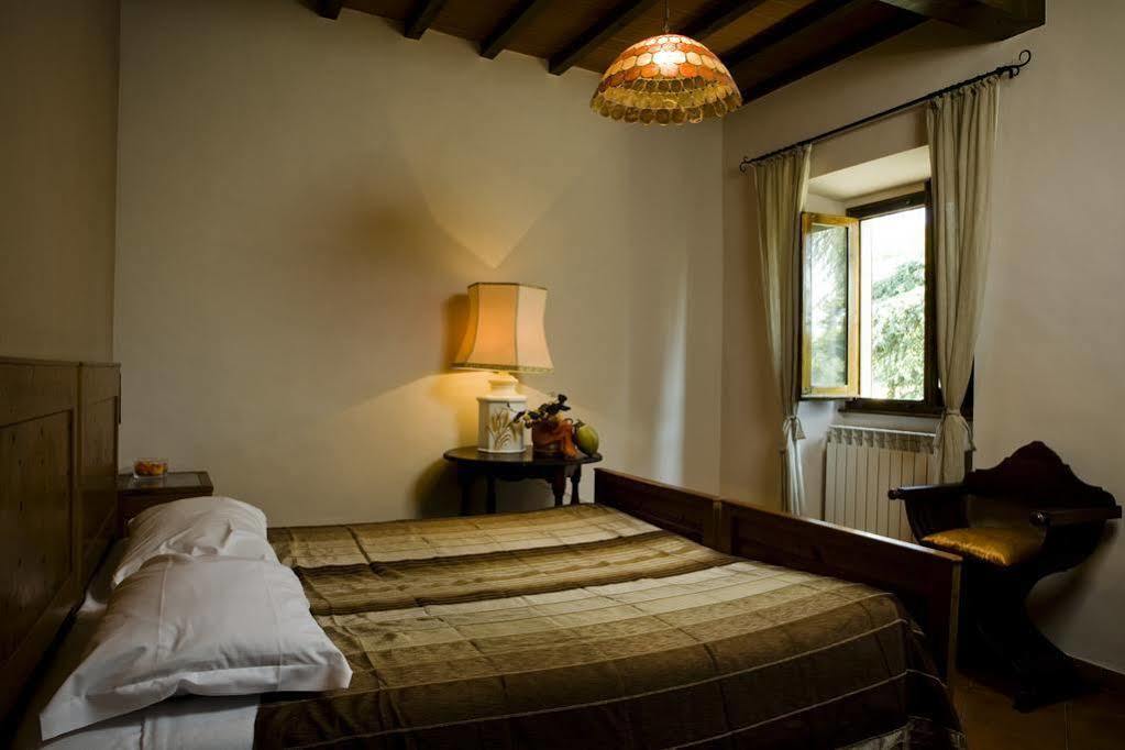 Agriturismo La Topaia Борго-Сан-Лоренцо Екстер'єр фото